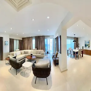 Hotel de apartamente Aphrodite Plaza, Larnaca