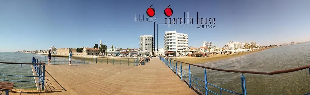 לרנקה Hotel Opera